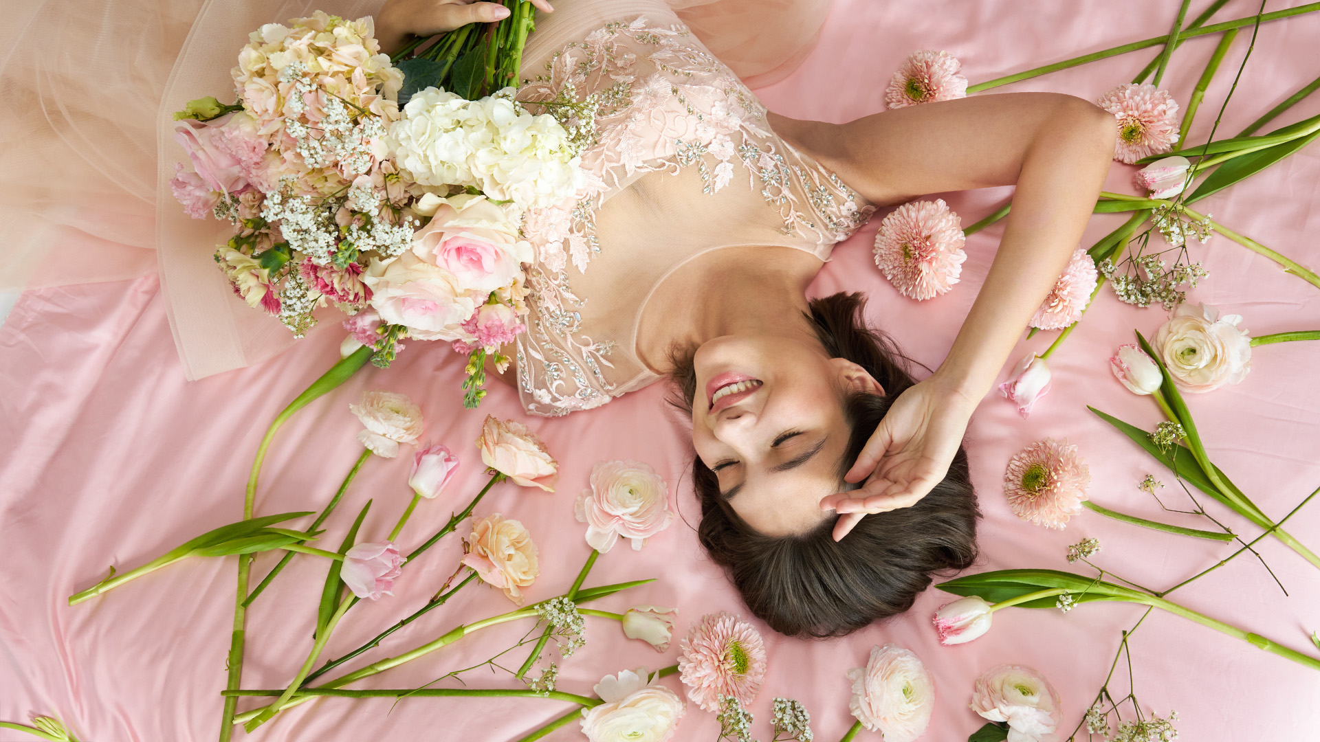 【公式】LAWRENCE(ロウレンス) 