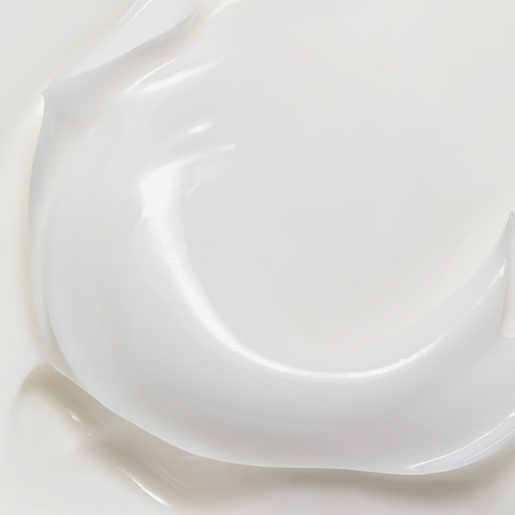 ロウレンス　シャイニングスルーハンドクリーム　パリュールドゥクール（モイストタイプ）50g